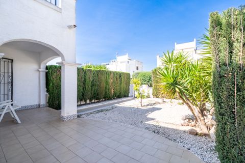 Villa en La Marina, Alicante, La Marina - € 189.000 | Ref: B6157VA - photo 9
